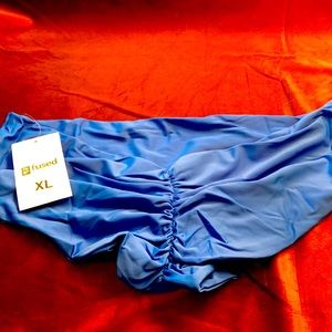 Nwt fused xl ocean Kona bottom